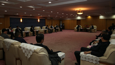 郜烈阳会见中建五局总经理陈保勋